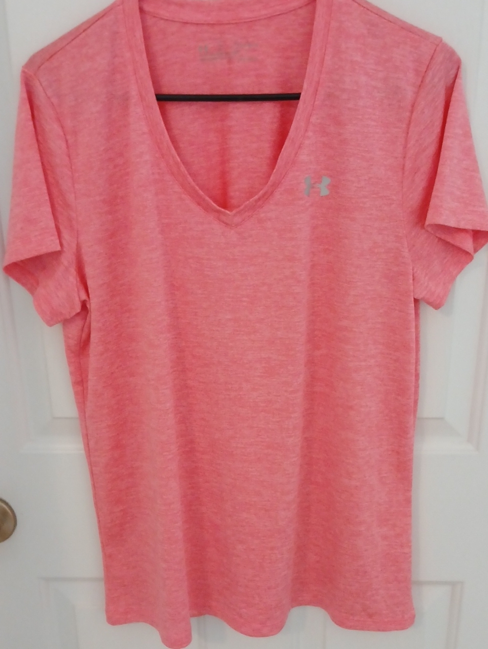 Under Armour Womens Pink V-Neck Performance Tee